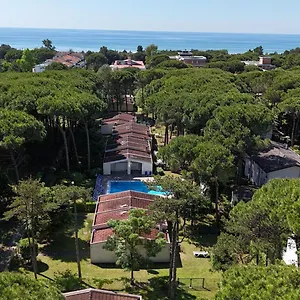 villaggio-paradiso.hotelinveneto.com/